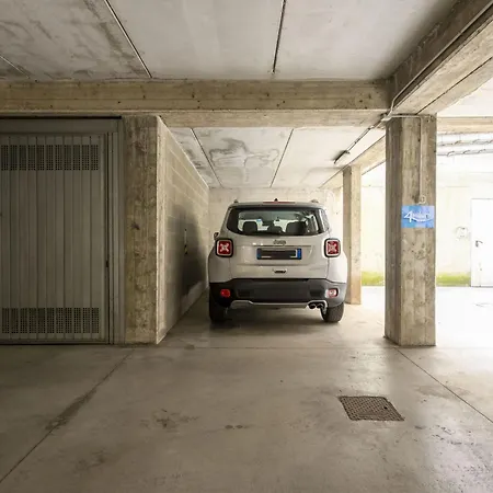 4 Mura Blu Appartamento Cernobbio